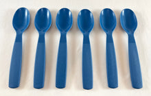 Load image into Gallery viewer, Cornflower Blue Plastic Kids&#39; Spoon
