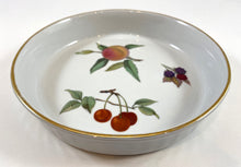 Load image into Gallery viewer, Medium Round Serving Dish with Fruit Motif

