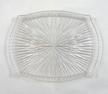 Load image into Gallery viewer, Clear Acrylic Crystal-Patterned Canape Trays
