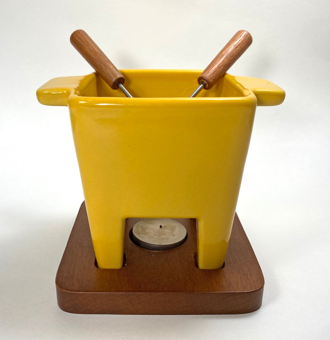 Small Yellow Ceramic Fondue Pot with 2 Skewers